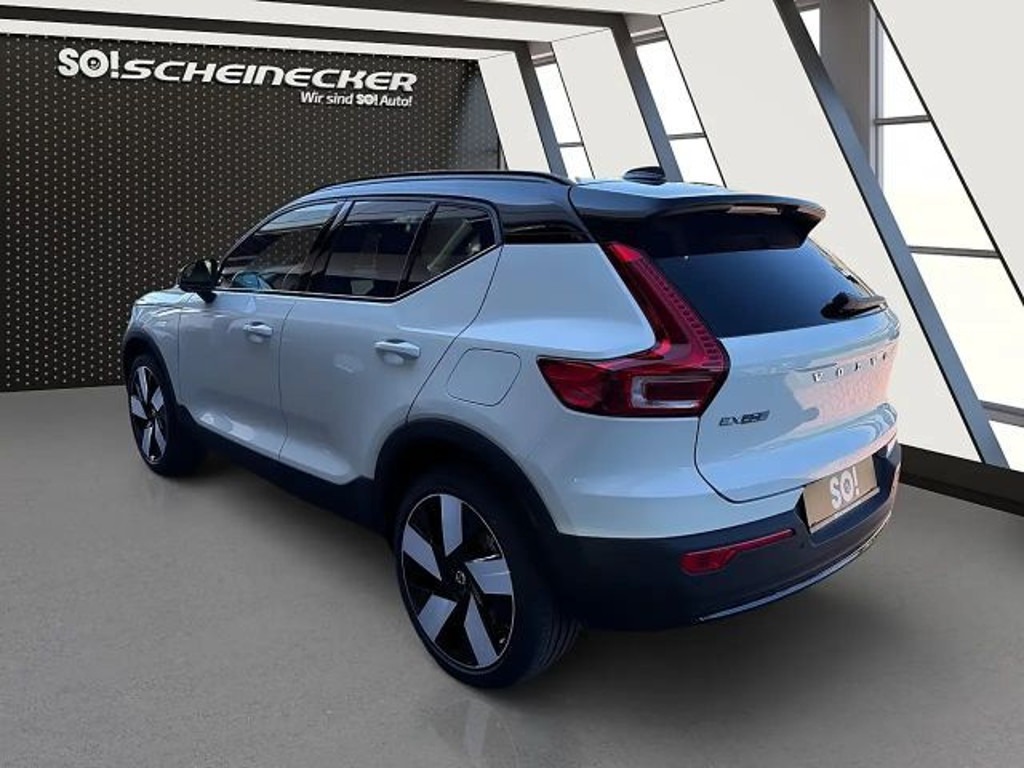 Volvo EX40