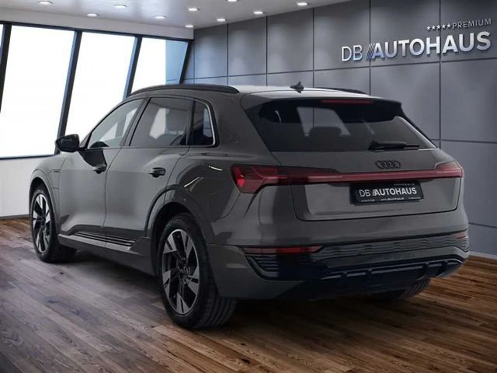 Audi Q8 e-tron