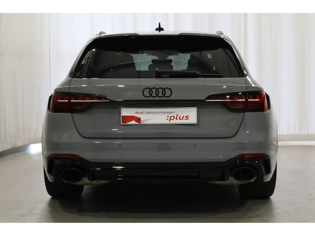 Audi RS4