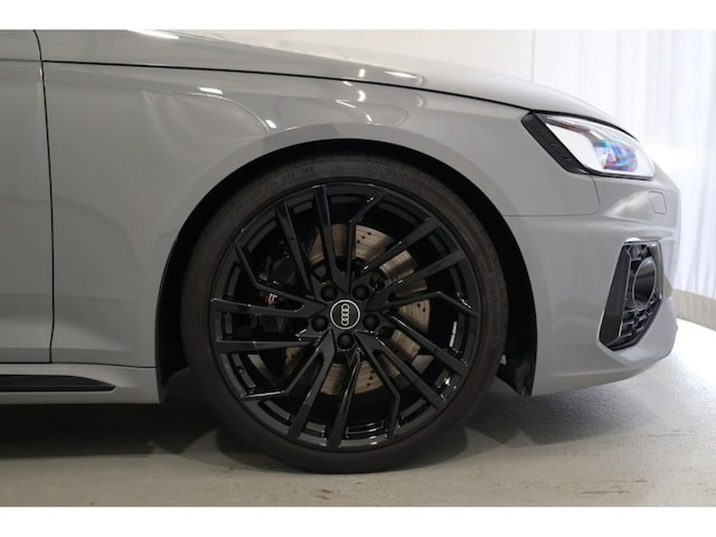 Audi RS4 Avant Quattro