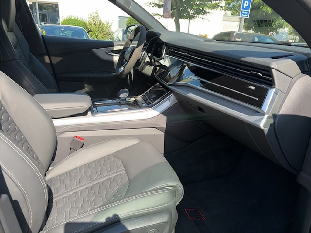 Audi RS Q8