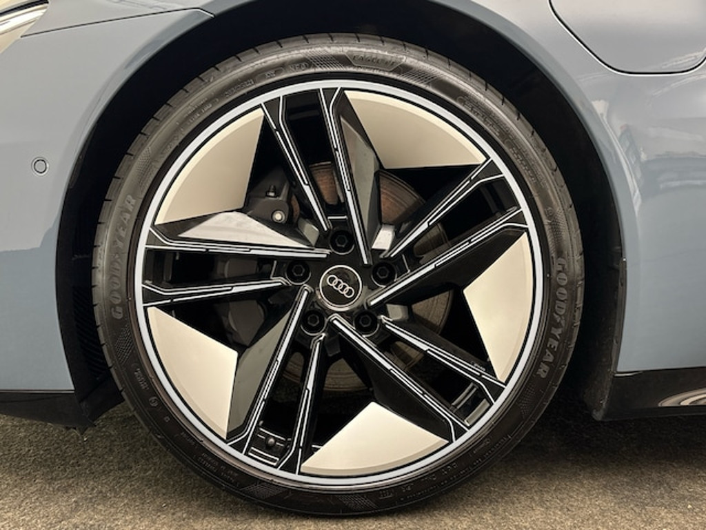 Audi e-tron GT