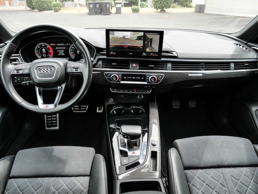 Audi S4