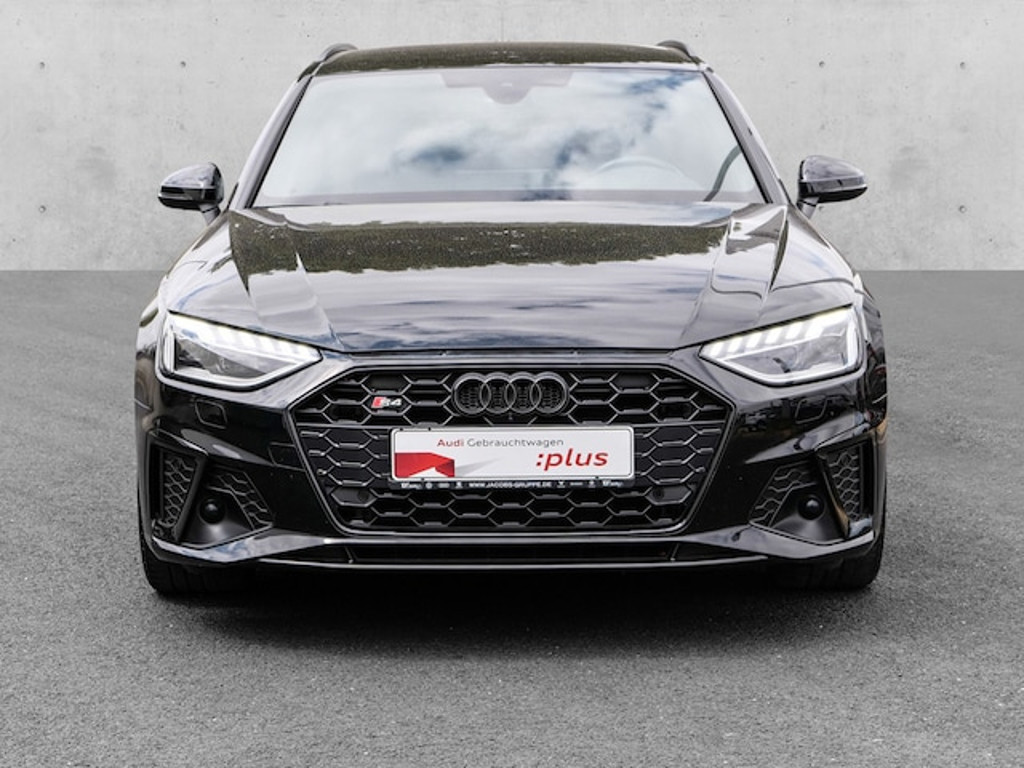 Audi S4