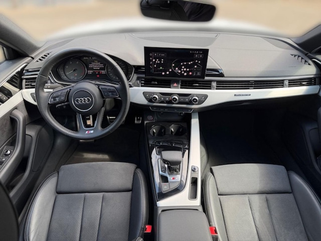Audi S4