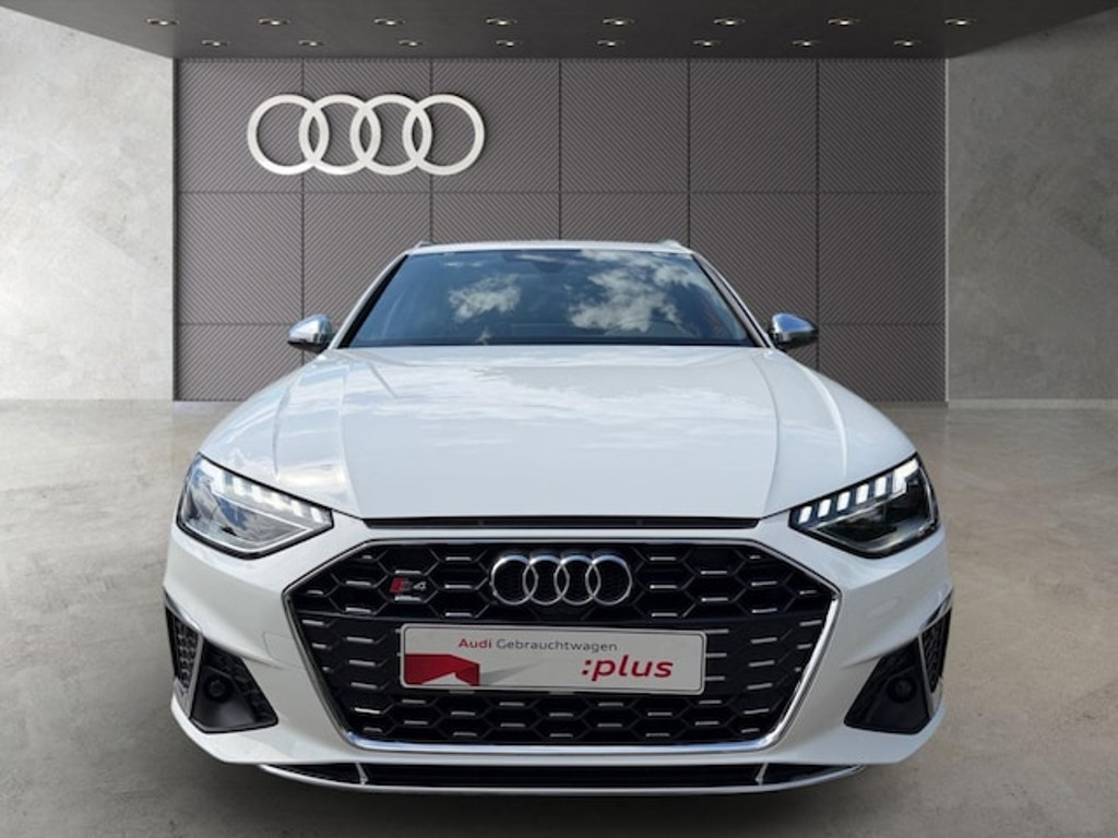 Audi S4