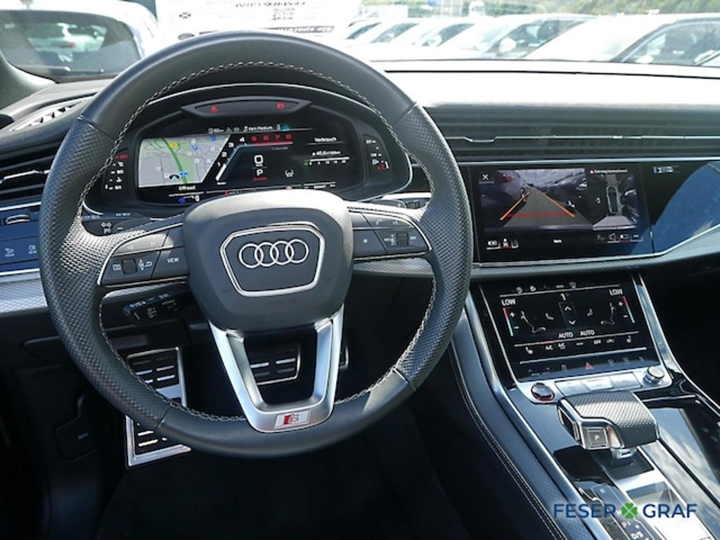 Audi SQ8