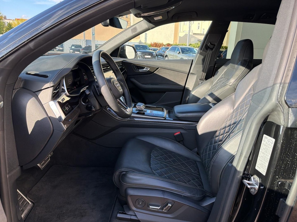 Audi SQ8