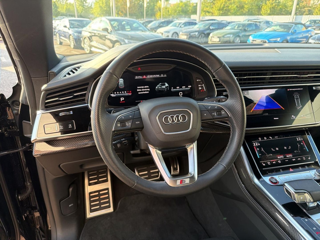 Audi SQ8