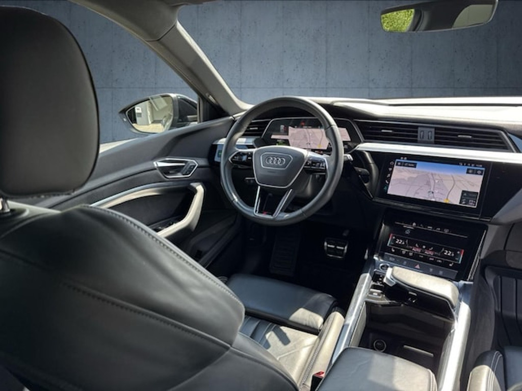 Audi Q8 e-tron