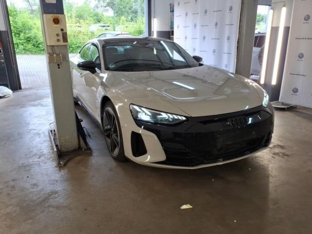 Audi e-tron GT