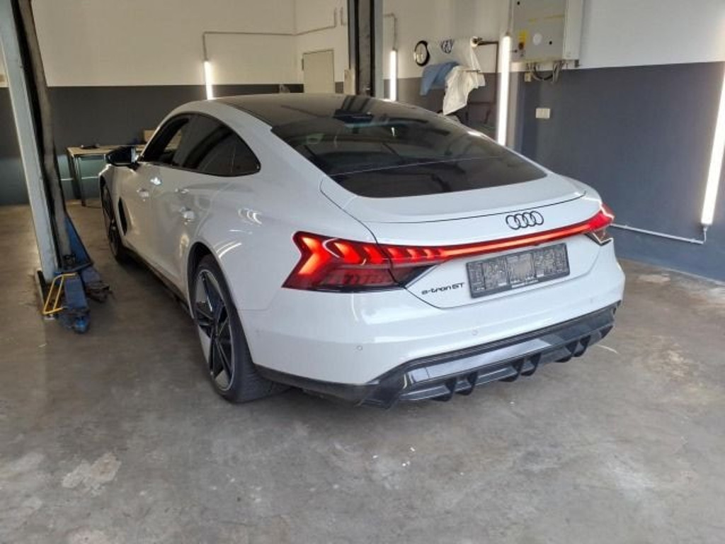Audi e-tron GT