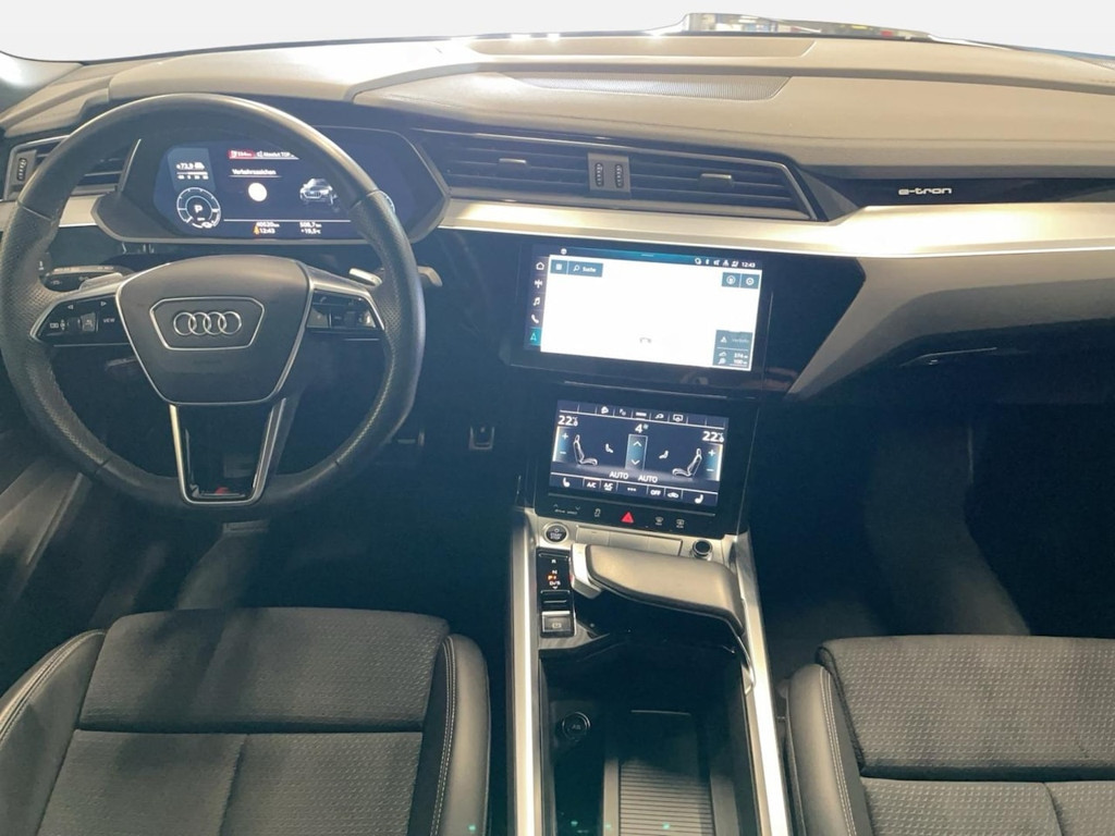 Audi Q8 e-tron