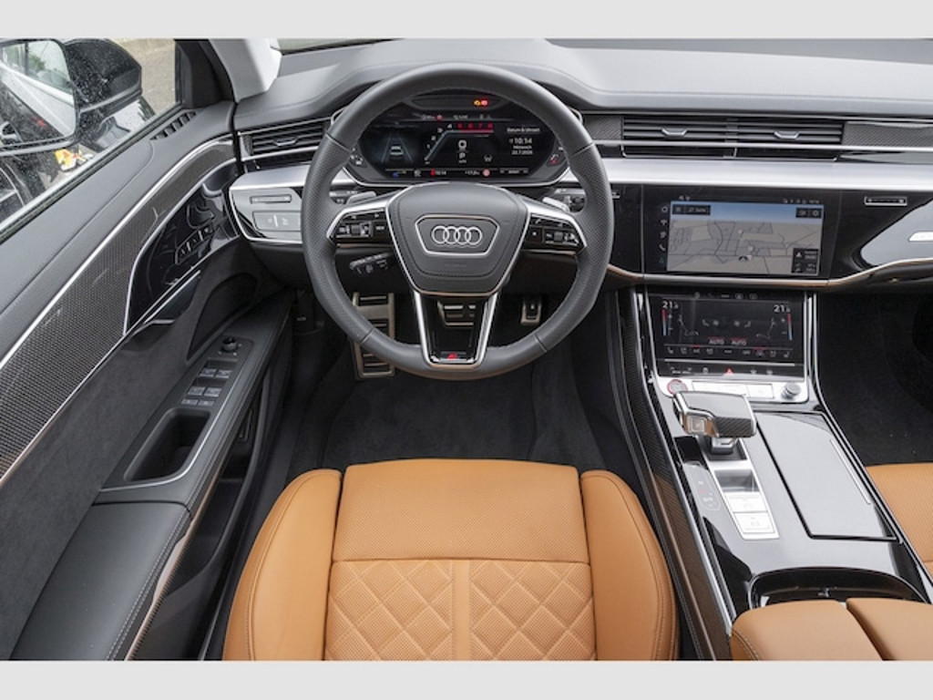 Audi S8
