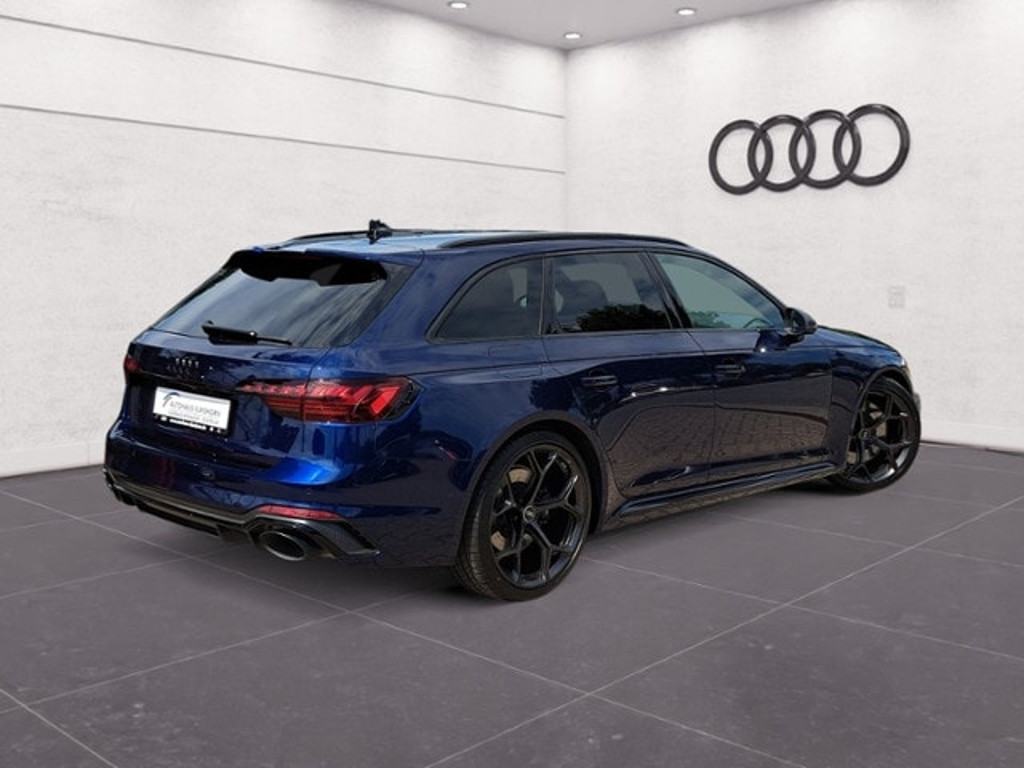 Audi RS4