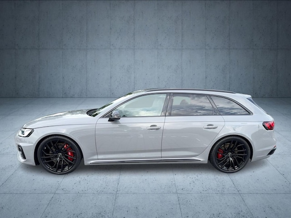 Audi RS4