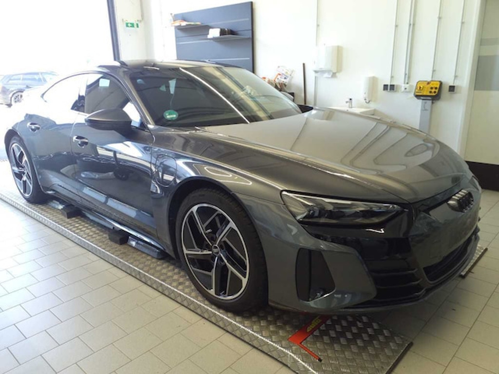 Audi e-tron GT