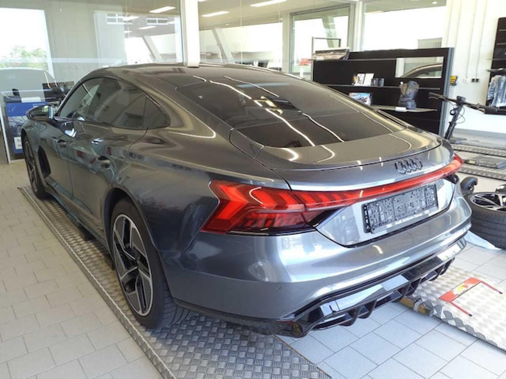 Audi e-tron GT
