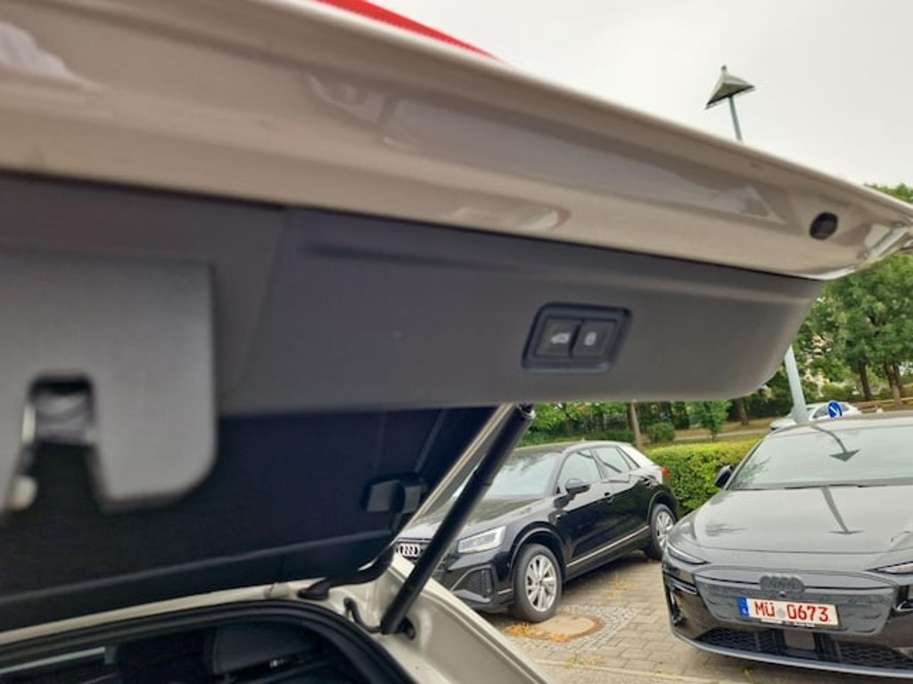 Audi A6 e-tron