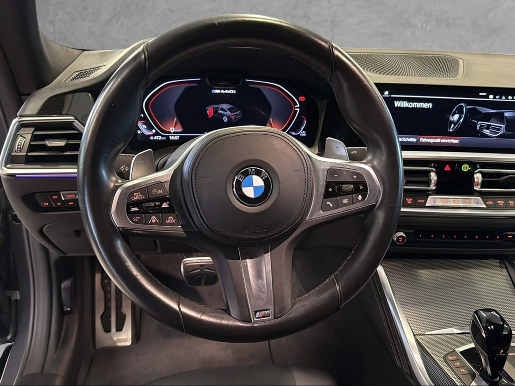 BMW M440