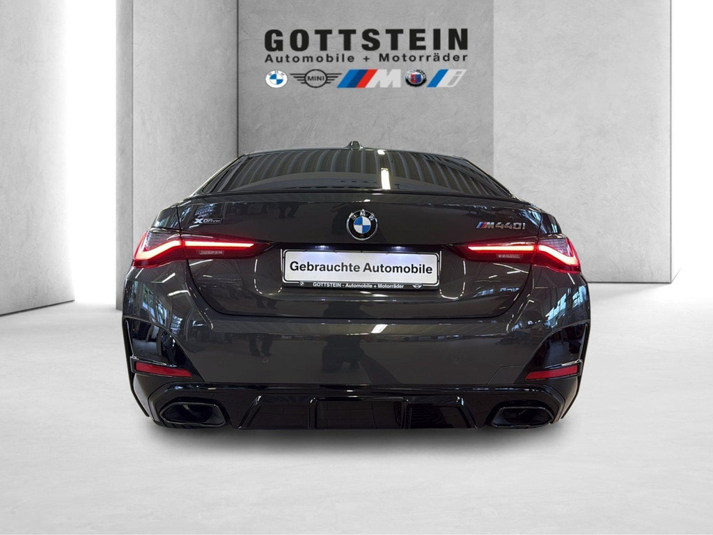 BMW M440