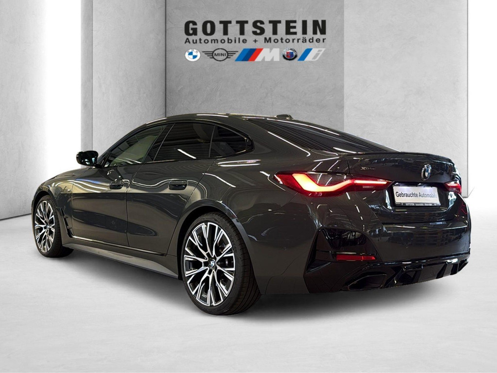 BMW M440