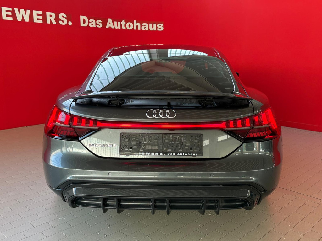 Audi e-tron GT