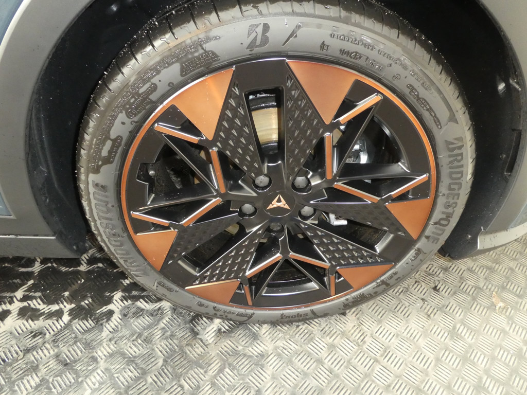 Cupra Raval