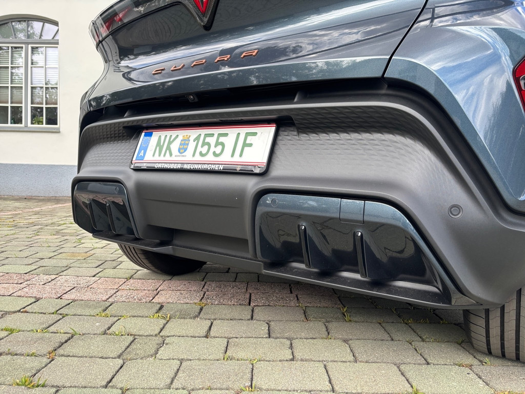 Cupra Raval
