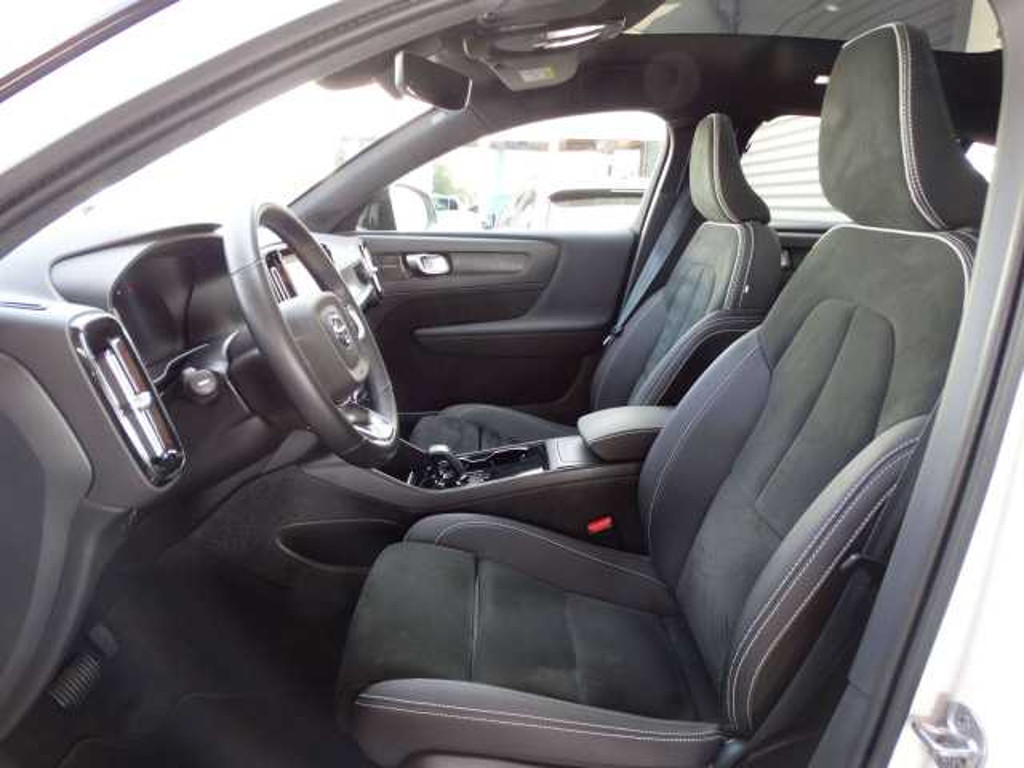 Volvo C40