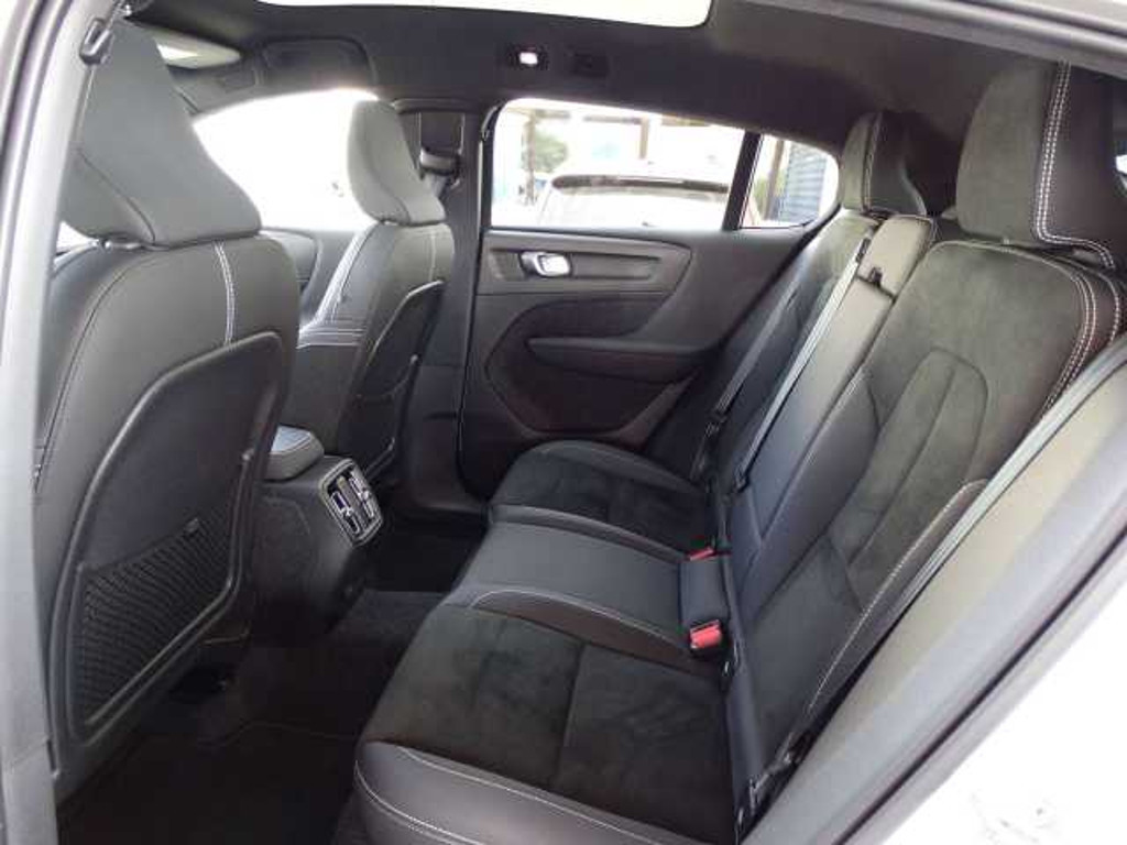 Volvo C40