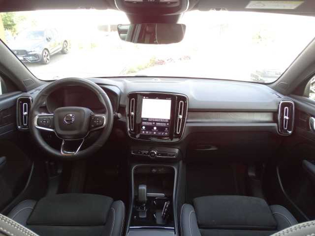 Volvo C40