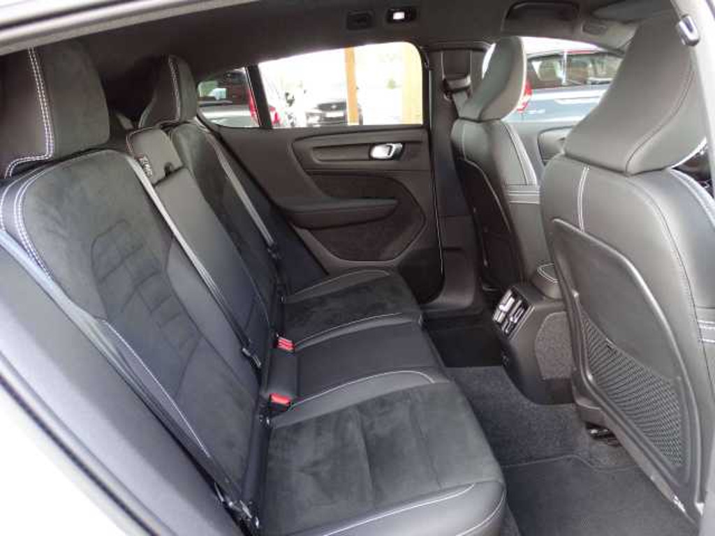 Volvo C40