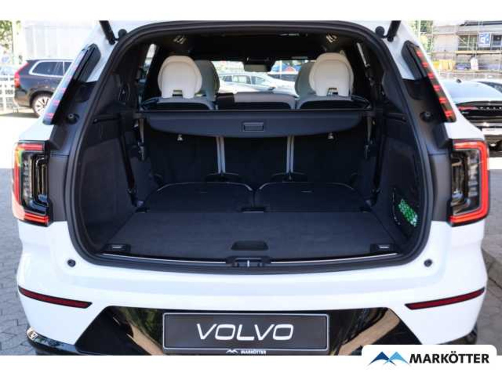 Volvo EX90