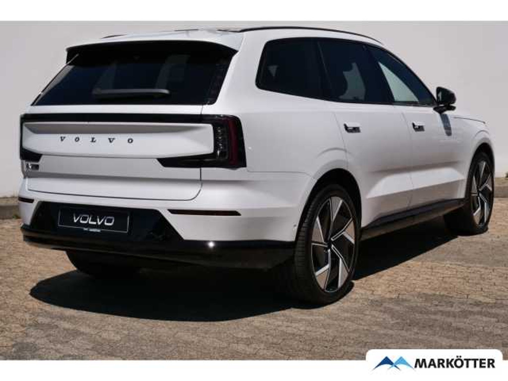 Volvo EX90