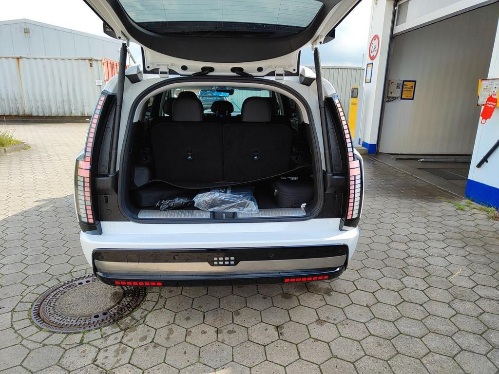 Hyundai IONIQ 9