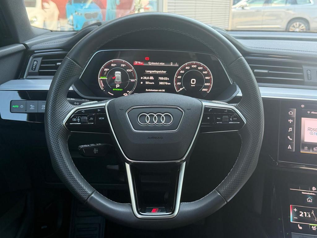 Audi e-tron