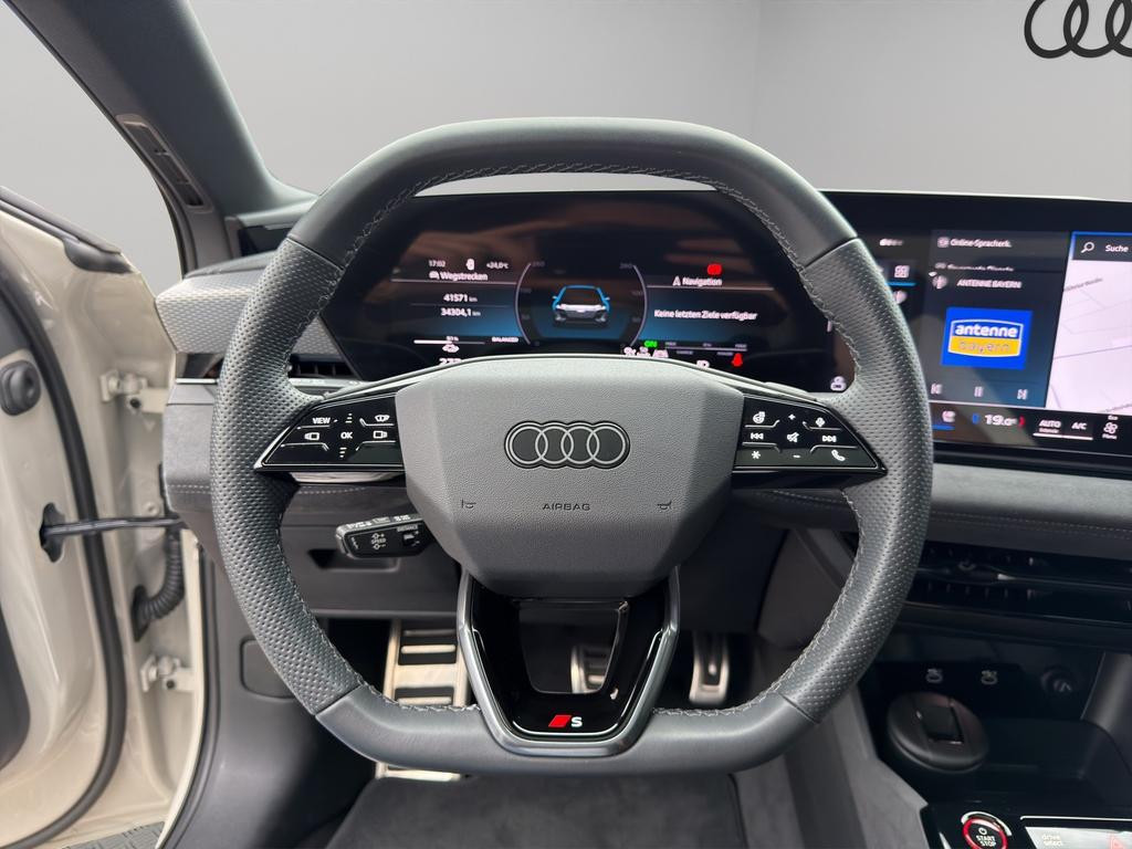 Audi S6 e-tron