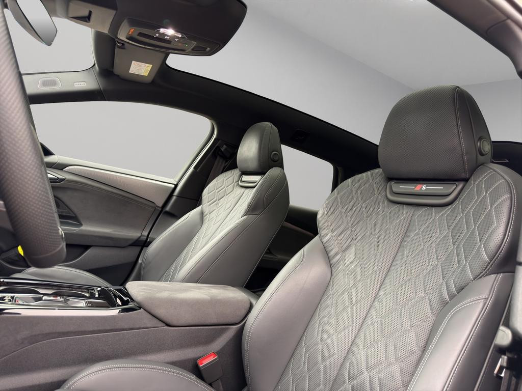 Audi S6 e-tron