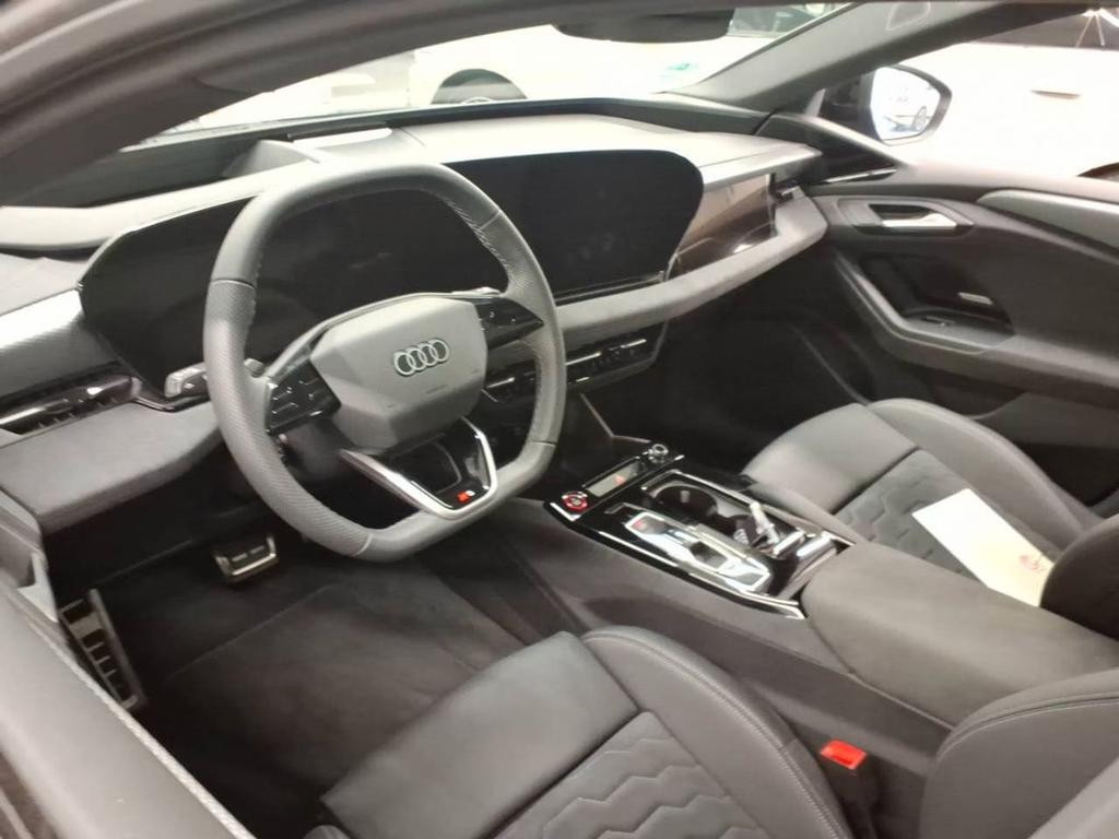 Audi S6 e-tron