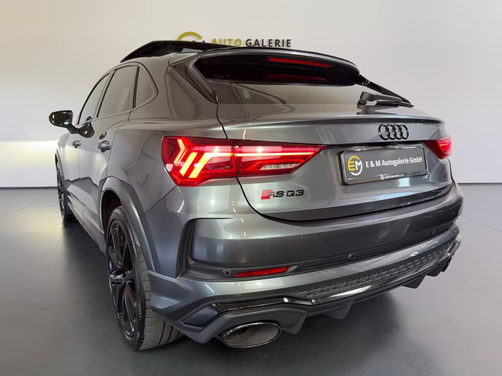 Audi RS Q3
