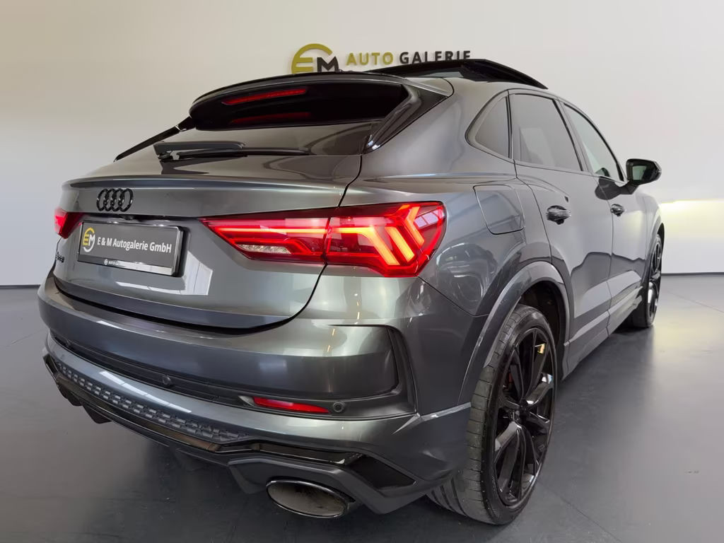Audi RS Q3