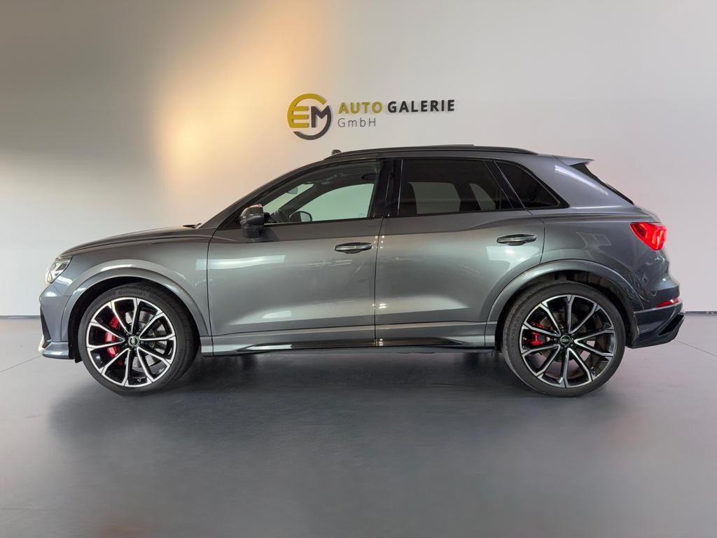 Audi RS Q3