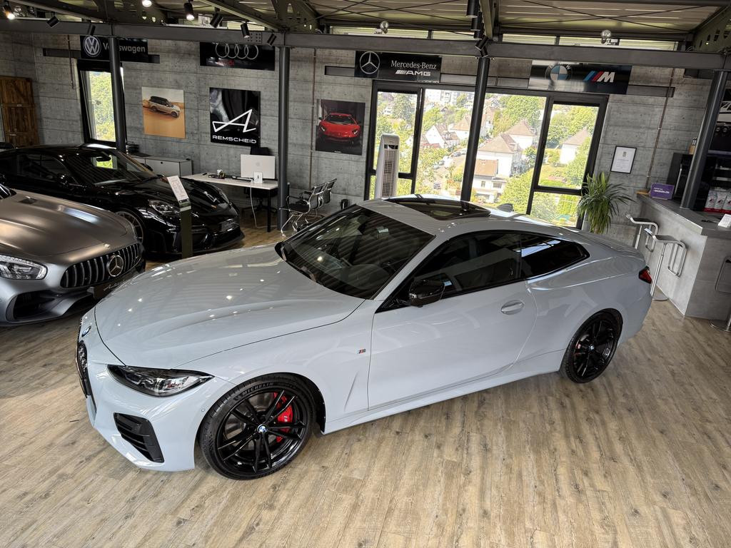BMW M440