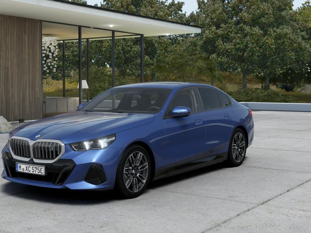 BMW i5