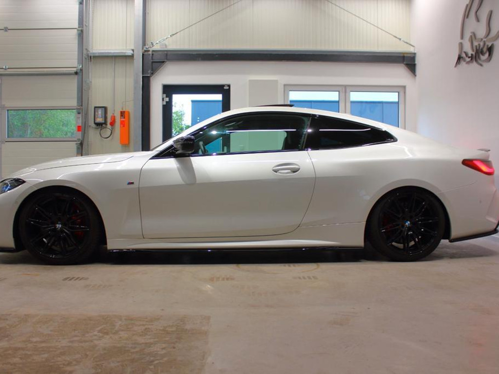 BMW M440