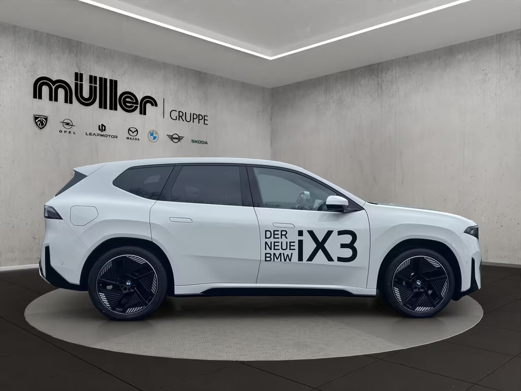 BMW iX3