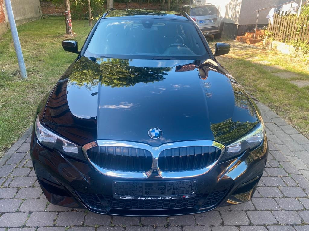 BMW 3 Serie 330 M-Sport xDrive Touring 330e