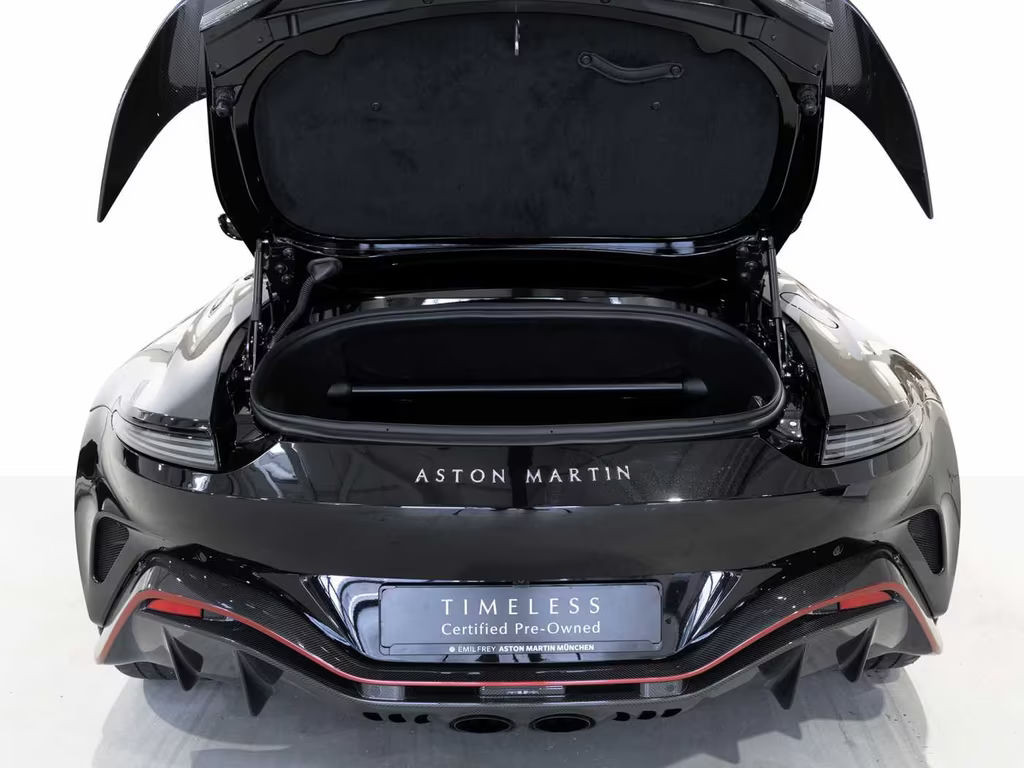 Aston Martin Vantage