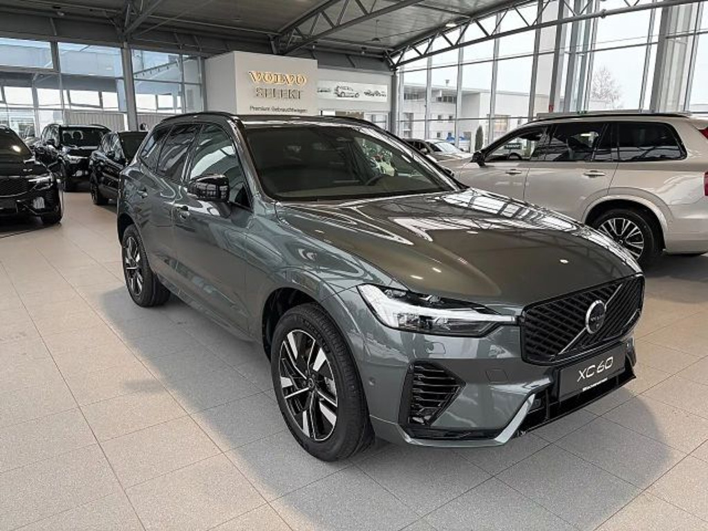 Volvo XC60 AWD T6 Plus Dark